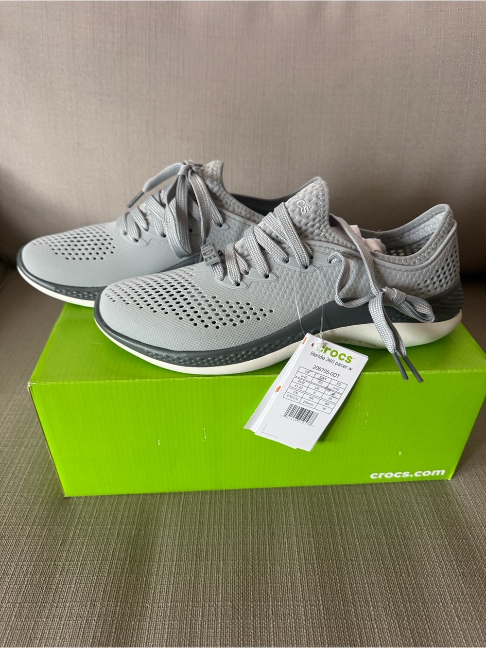 Women’s size 10 Crocs LiteRide Sneaker – Light Gray Athletic Shoe